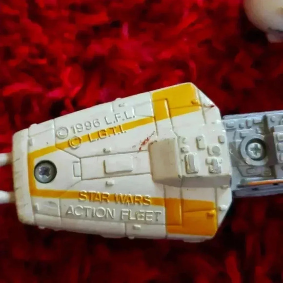 STAR WARS ACTION FLEET 1996 Y Wing Starfighter MICRO MACHINES - Picture 5 of 5
